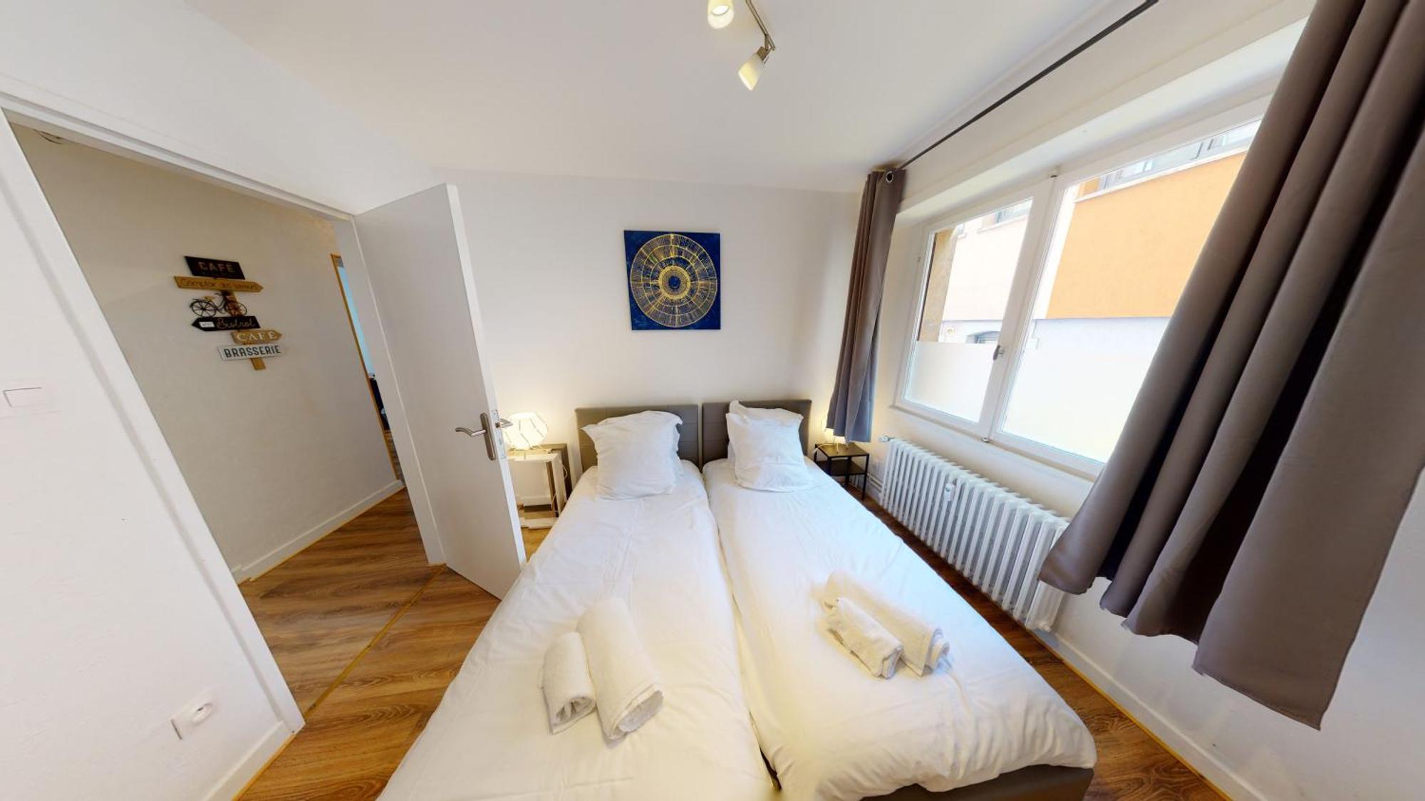 Le 22 Ehrmann Apartment